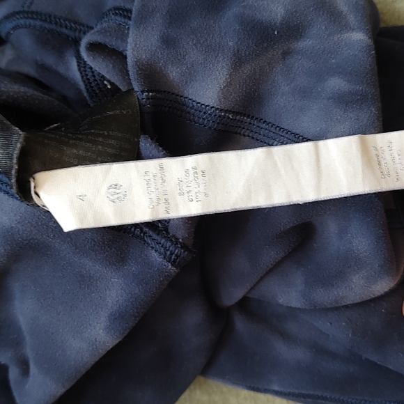 Lululemon leggings 21" - Picture 4 of 6